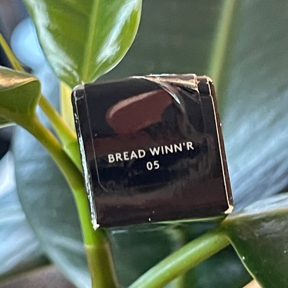 FENTY BEAUTY Bread Winn’r (Chocolate Brwn Nude)Velvet Liquid Lipstick By… - Picture 10 of 12